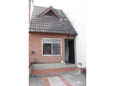 Hipólito Yrigoyen 300 - Departamento Duplex en alquiler de dos ambientes