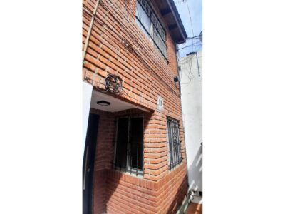 Hipólito Yrigoyen 300 - Departamento Duplex en alquiler de tres ambientes