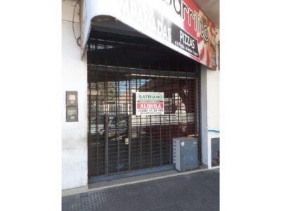 Hipolito Yrigoyen 700 - Local Local céntrico en alquiler