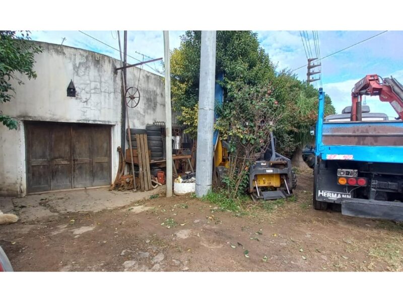 Ruta 9 (vieja) Larghi 1000 - Galpón GALPONES (2) DOS