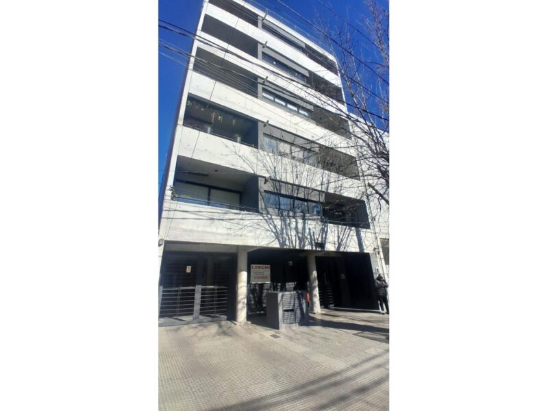 Alberdi 200 3° - Departamento DEPARTAMENTO EN EXCELENTE UBICACION