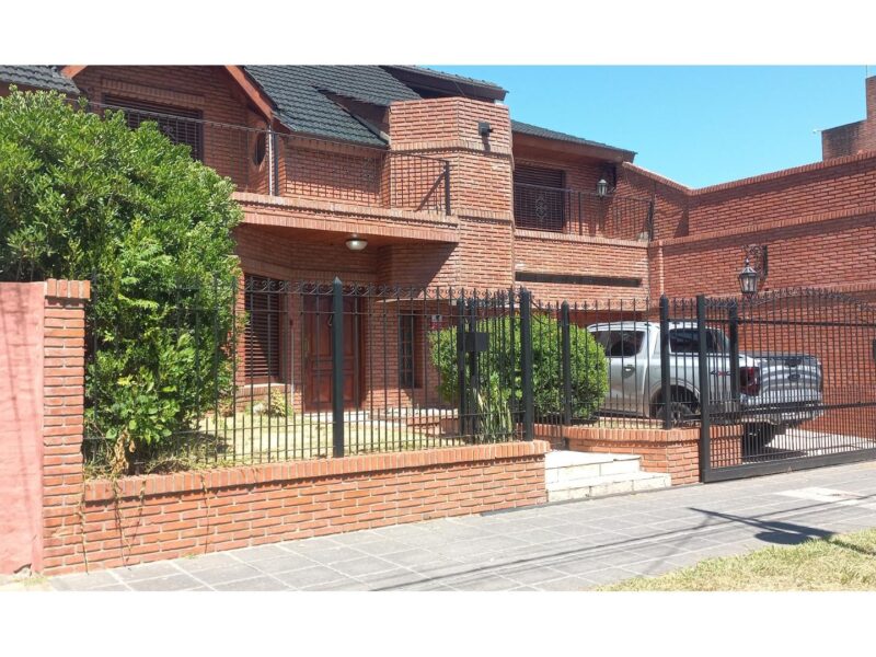 Mitre 700 - Casa CHALET EN ALQUILER