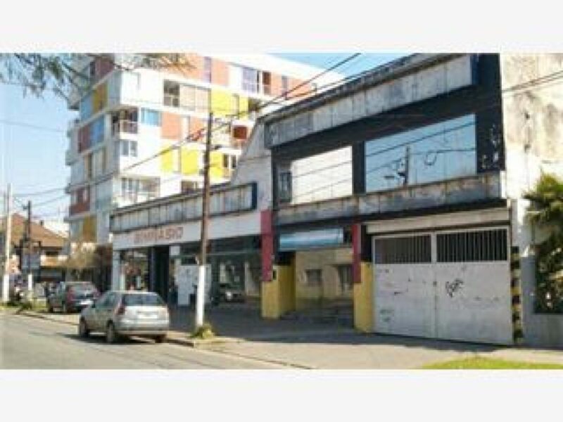 Cesar Diaz 700 - Local LOCAL EN VENTA