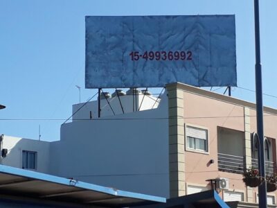 25 De Mayo 1300 - Negocio Especial CARTEL EN ALQUILER