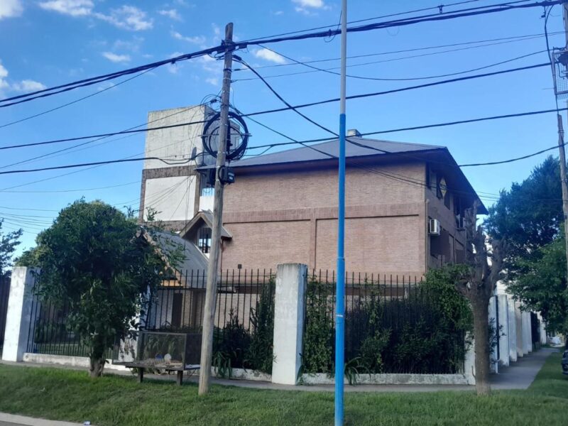 Los Tulipanes 200 1° - Departamento Departamento en Alquiler 1 Dormitorios + con cochera