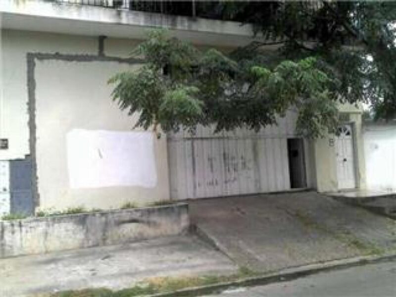 Gral Baigorria 100 - Galpón Galpón en Venta